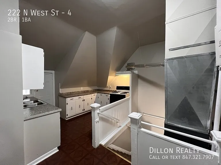 222 N West St #4 — Photo 8