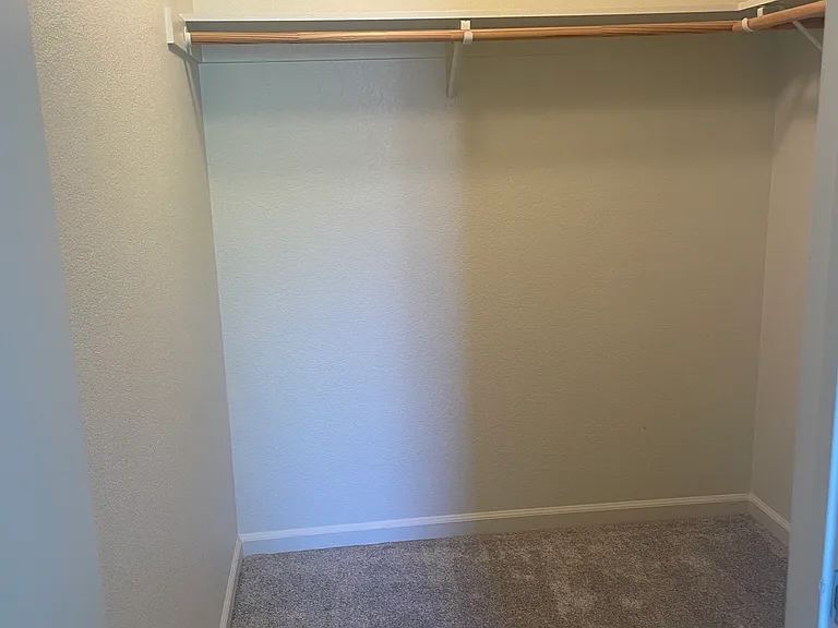 865 Jennings Ave #9 — Photo 6