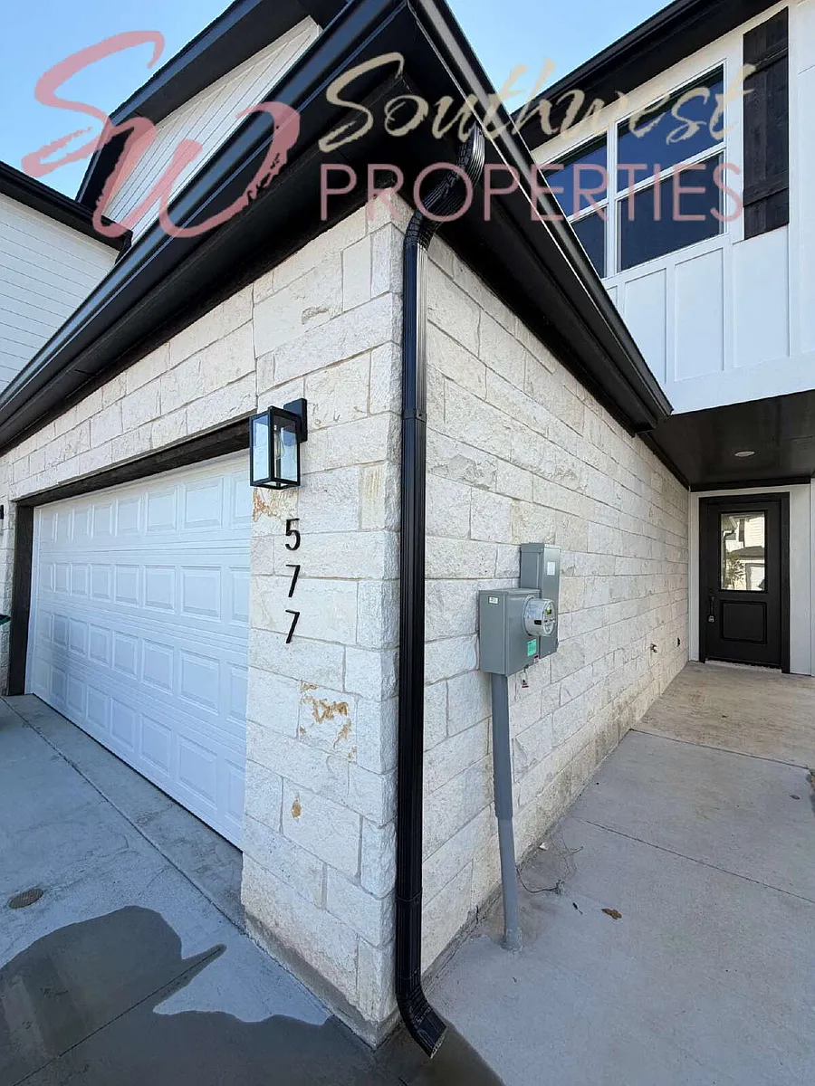 Building Photo - 577 Galt Dr