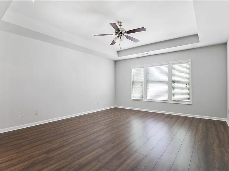 5090 Breezewood Cir — Photo 17
