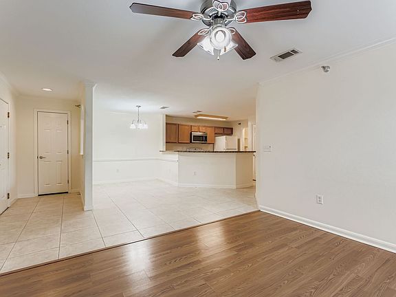 5th image of 7323 Snowden Rd APT 1301