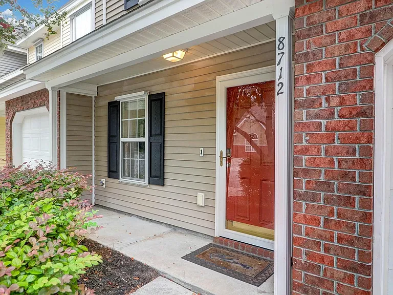 8712 Grassy Oak Trl — Photo 2
