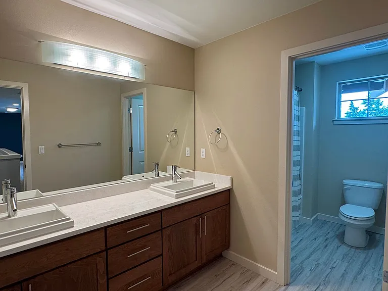 5726 Solana Ln NE — Photo 34