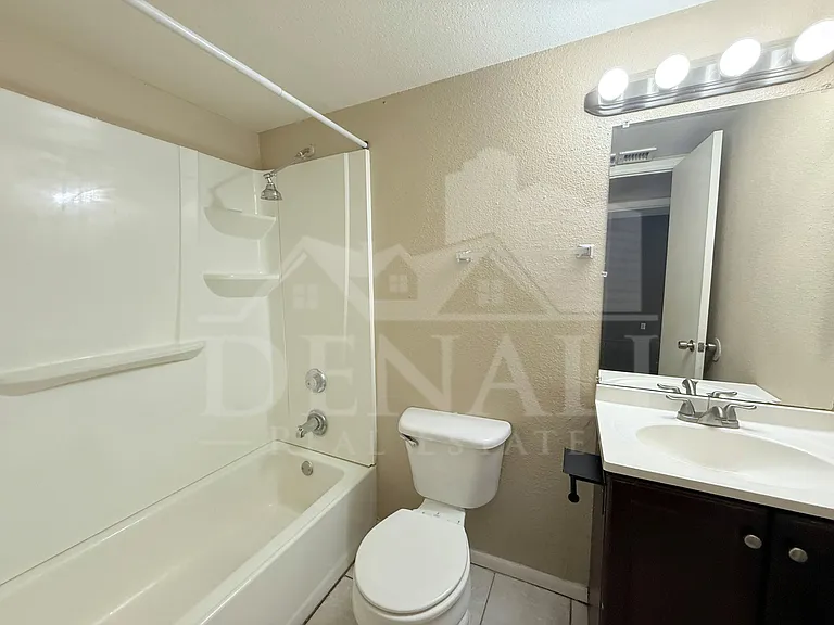 4514 E Riverside St — Photo 13