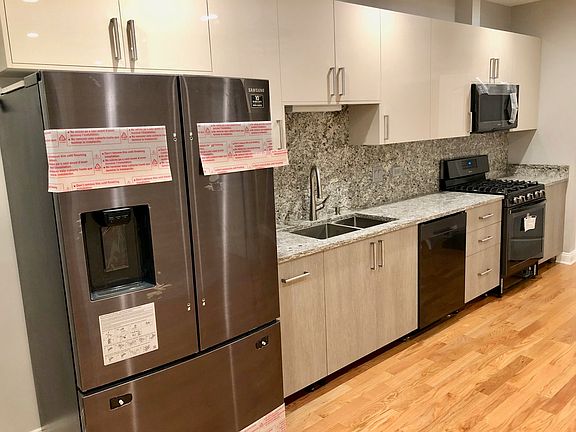 2nd image of 5608 N Milwaukee Ave #1