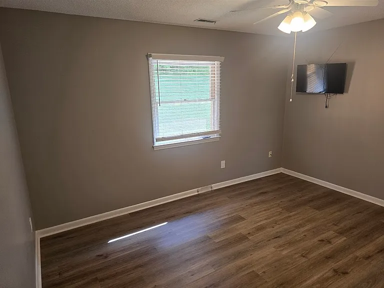 115 Willow Ct — Photo 7