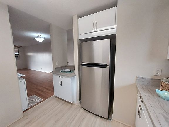3rd image of 98-626 Moanalua Loop APT 312