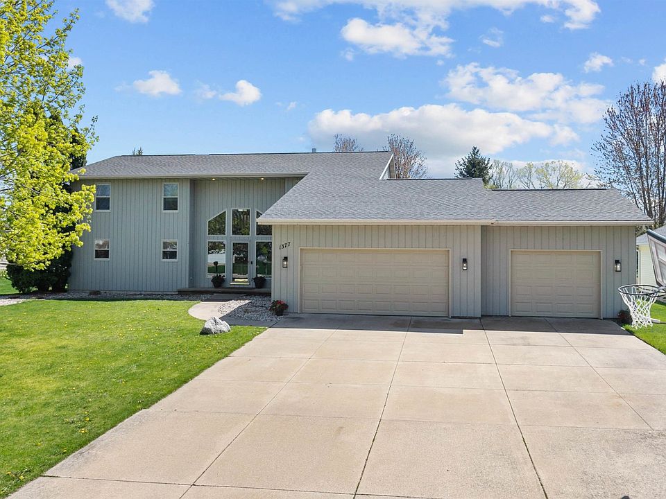 1st image of 1377 Julie Ct