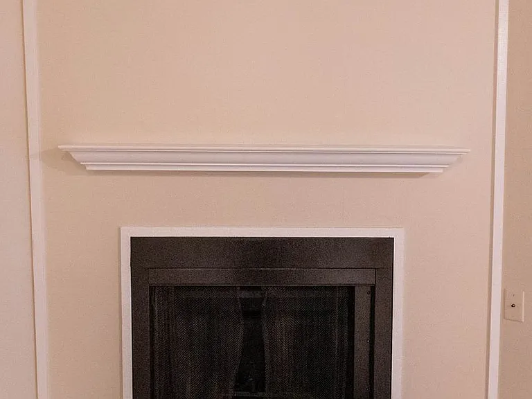 Willow Creek Apartments — Photo 17