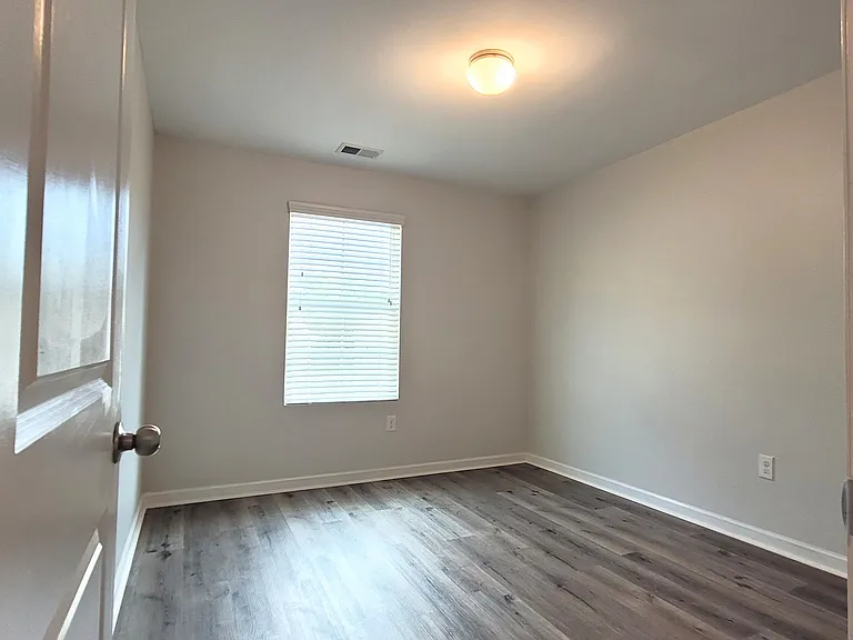 7934 Rudder Cir S — Photo 27