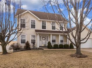 2065 Magnolia Garden Dr, O'Fallon, MO 63368