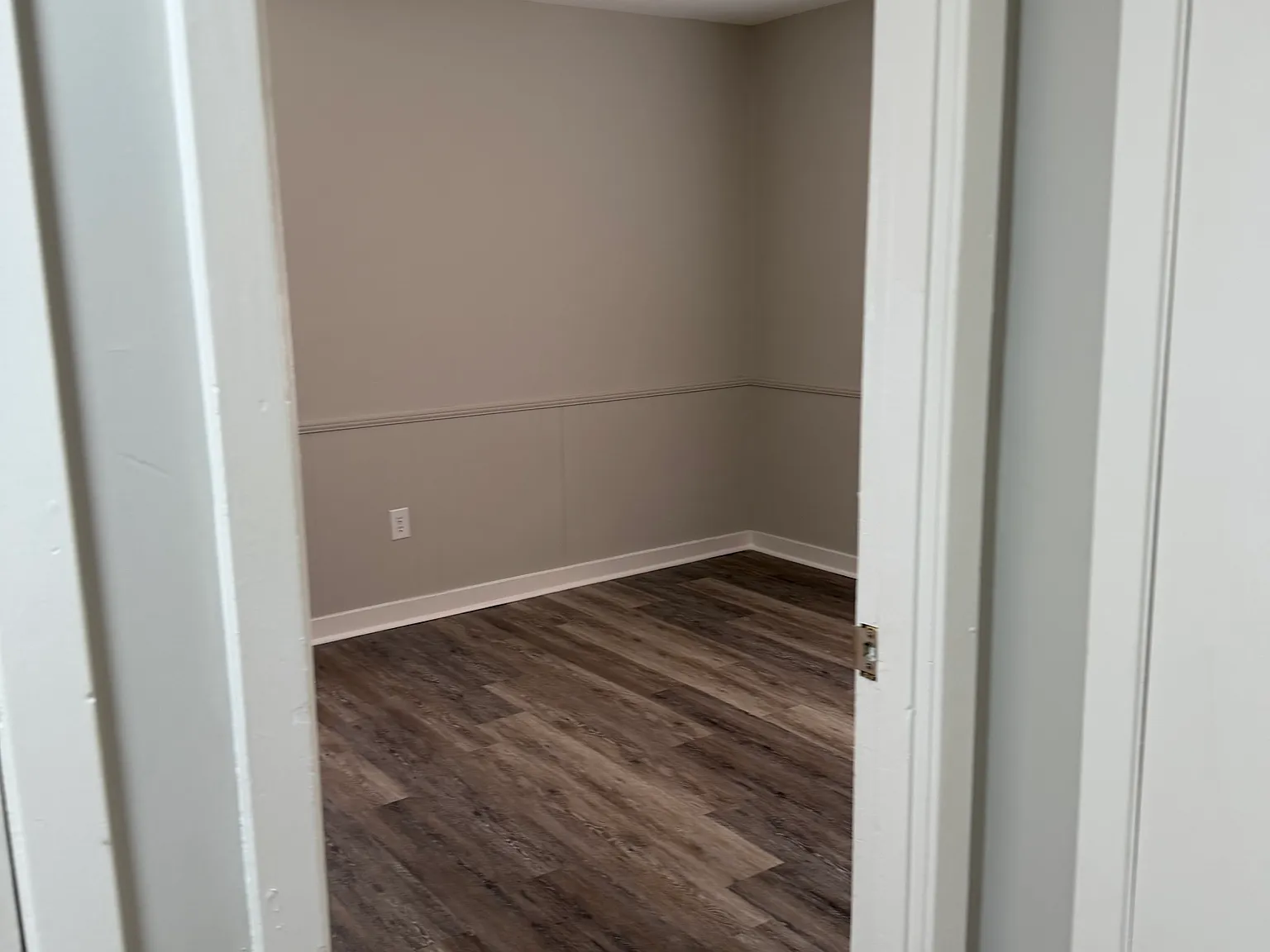 3 bed, 1900 sqft, $1,350 — Photo 2
