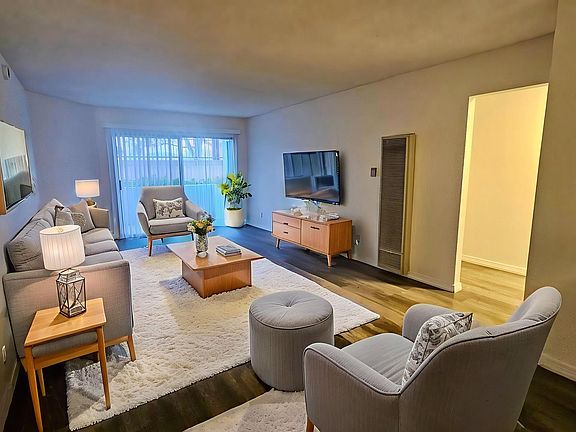4th image of 10030 Rosecrans Ave APT 6