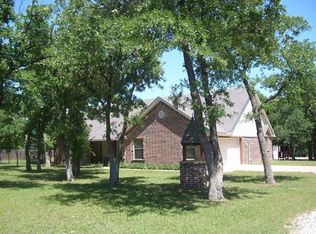 121 Deerfield Rd, Paradise, TX 76073