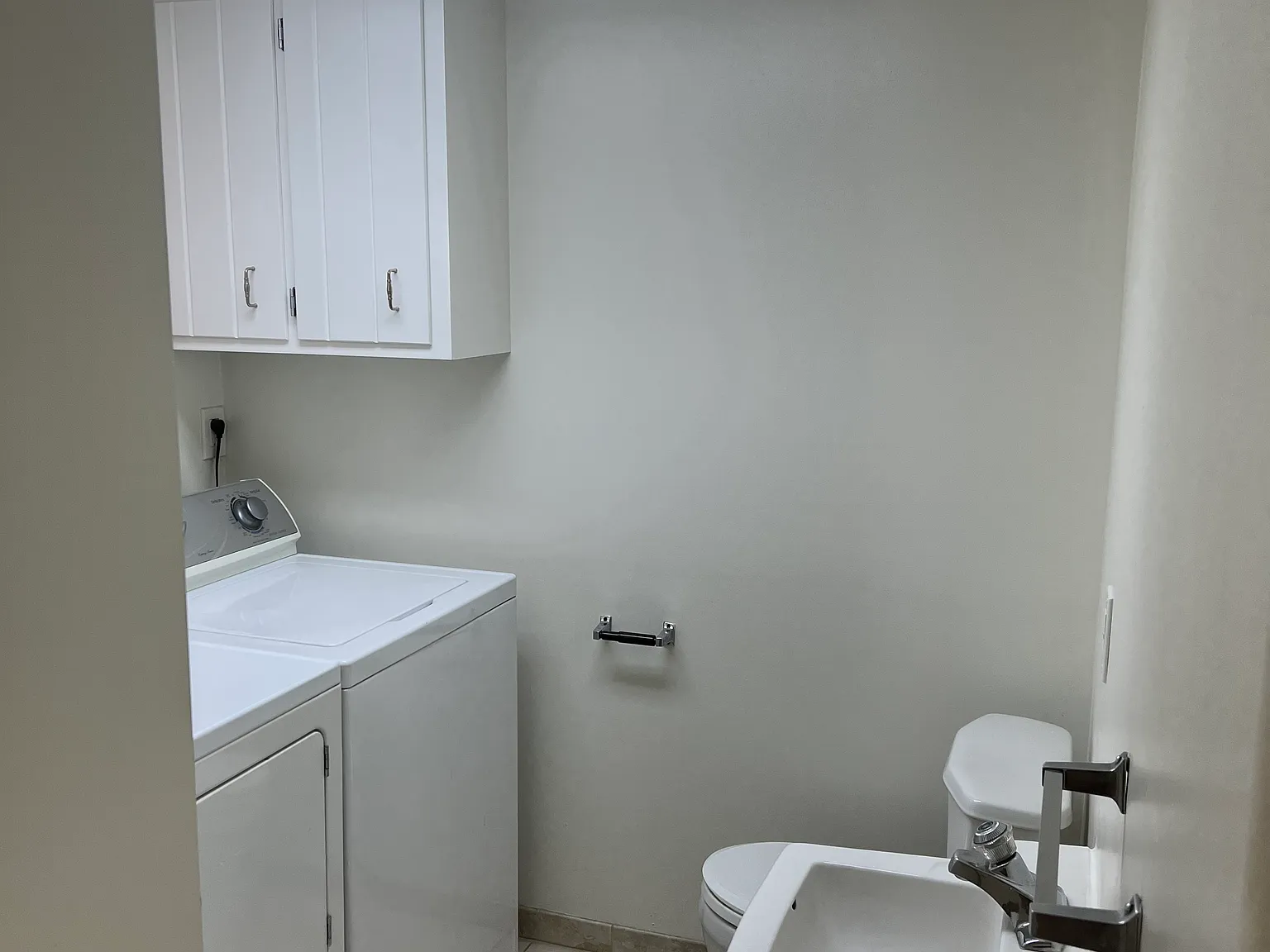 1 bed, 1.5 bath, $1,550 — Photo 3