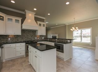 6508 W Pleasant Way, Rogers, AR 72758