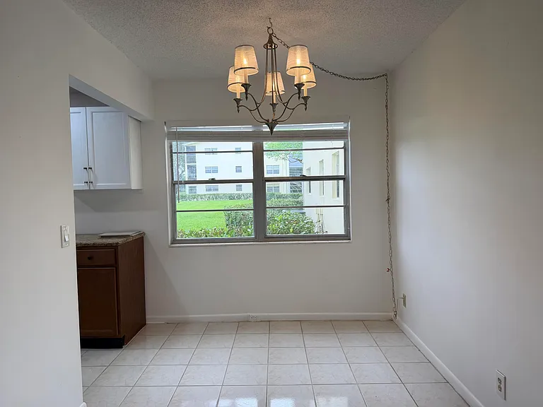 52 Dorset Dr #B — Photo 16