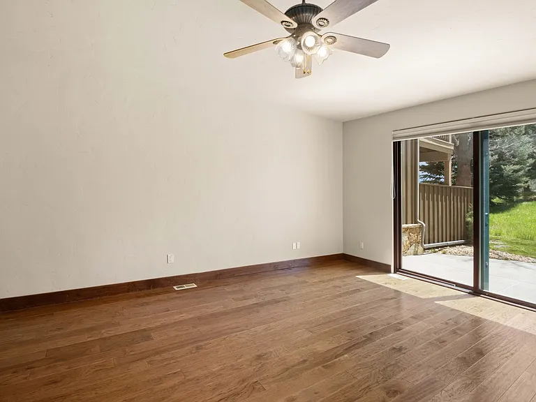 29 Primrose Rd — Photo 24