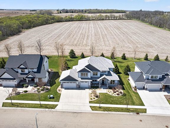3rd image of 4933 Riley Ln SW