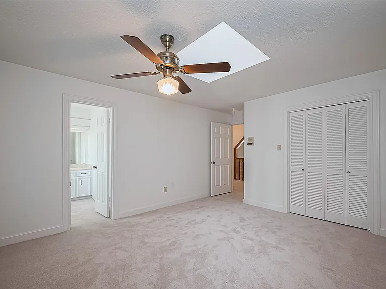 18307 Champion Forest Dr — Photo 23