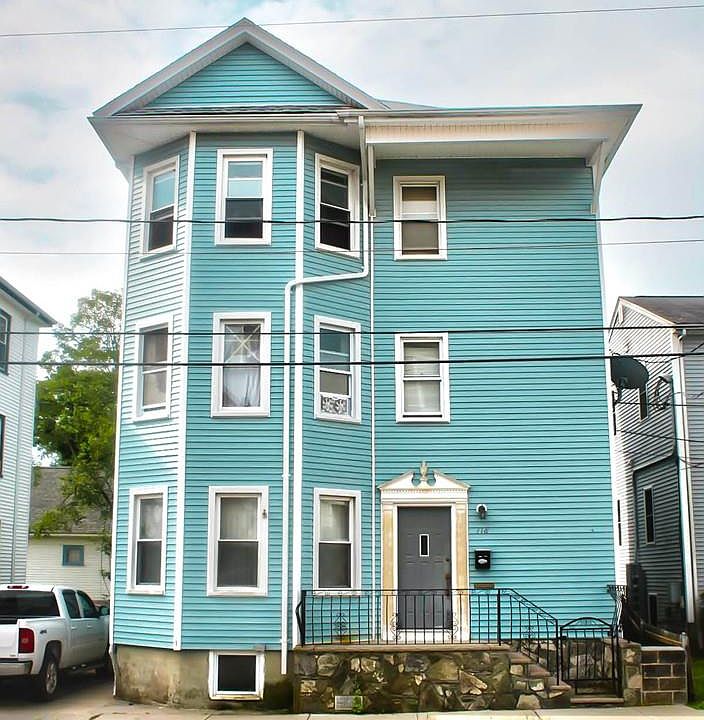 2nd image of 118 Bates St