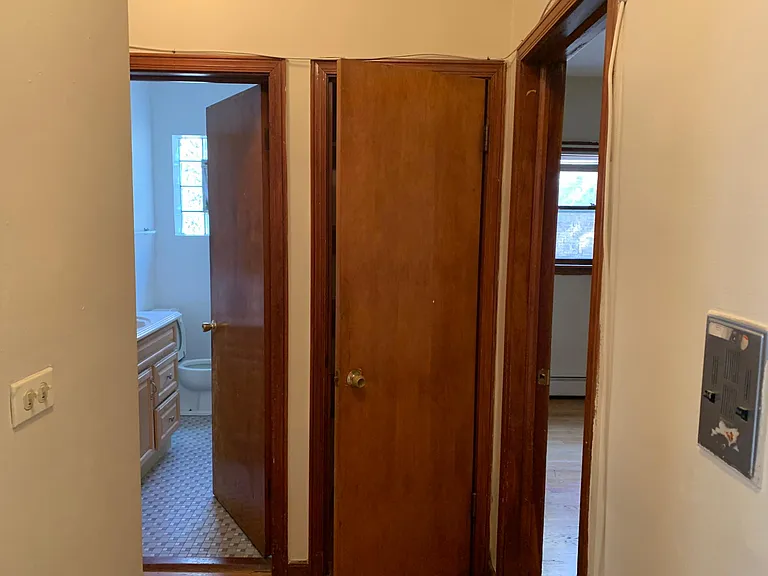 4208 N Leavitt St #2 — Photo 7
