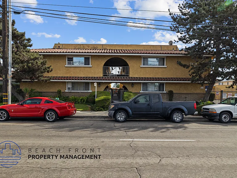 11714 Bellflower Blvd — Photo 6