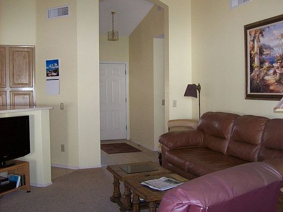 2nd image of 1832 E Colonial Dr