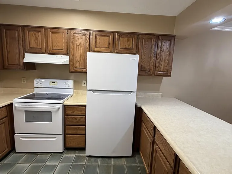 1100 Turkey Foot Rd #5 — Photo 10