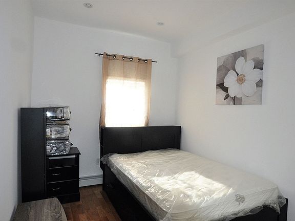 2nd image of 256 Marcus Garvey Blvd #2A