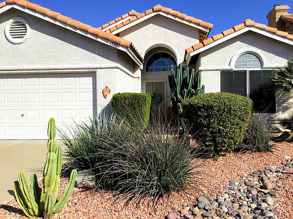 3rd image of 4640 E Michelle Dr