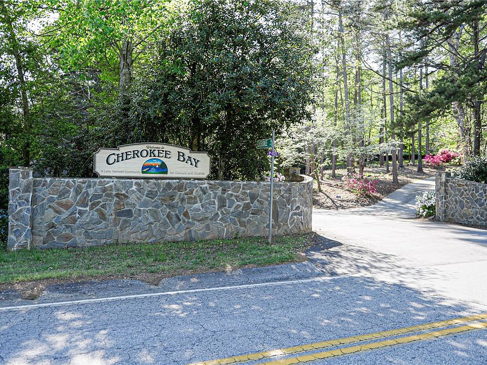 1st image of 68 Cherokee Dr