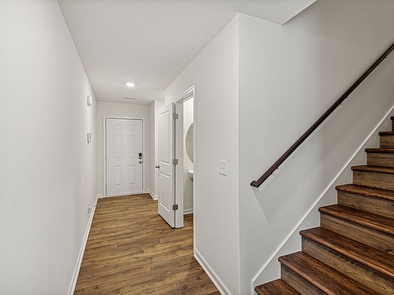 3rd image of 336 Petie Way