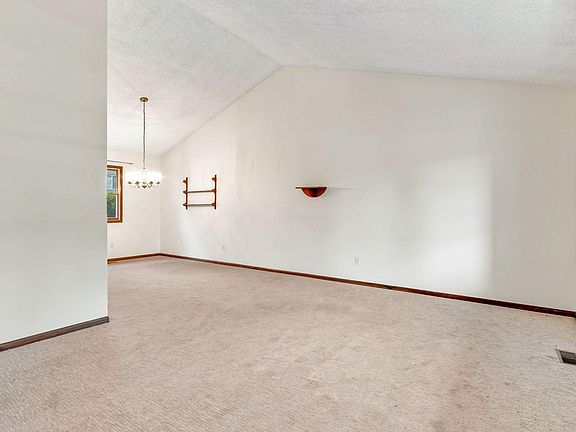 4th image of 1337 Ticonderoga Dr