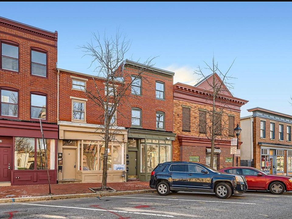 1st image of 21 S Carrollton Ave APT 1
