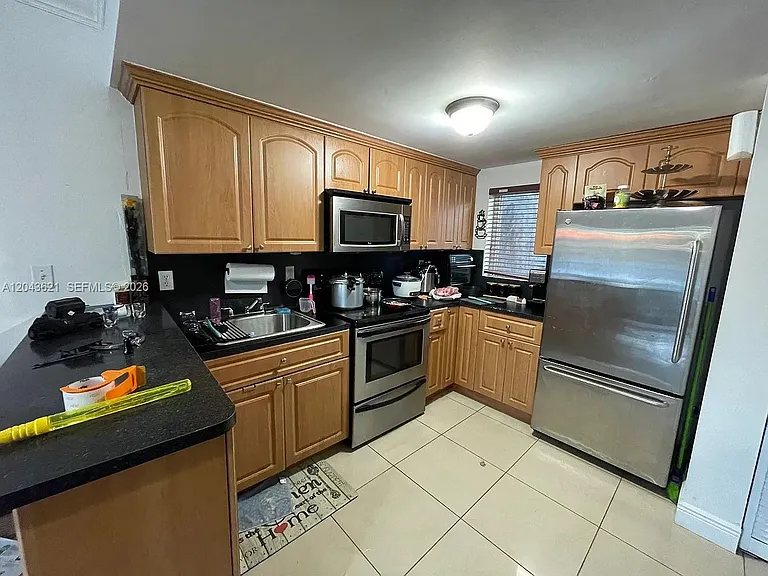 3800 SW 29th St #3800 — Photo 4