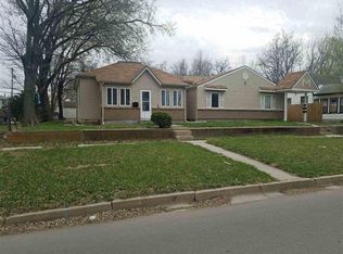 229 E 14th St #4, Junction City, KS 66441