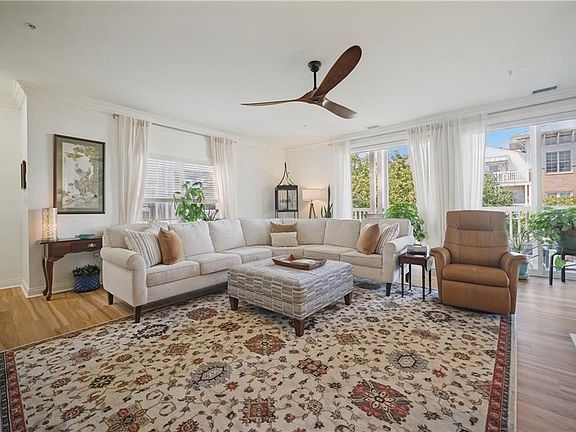 5th image of 8262 N View Blvd