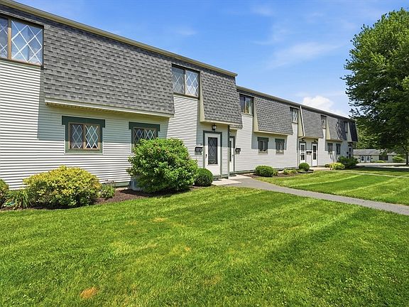 3rd image of 170 E Hadley Rd APT 120