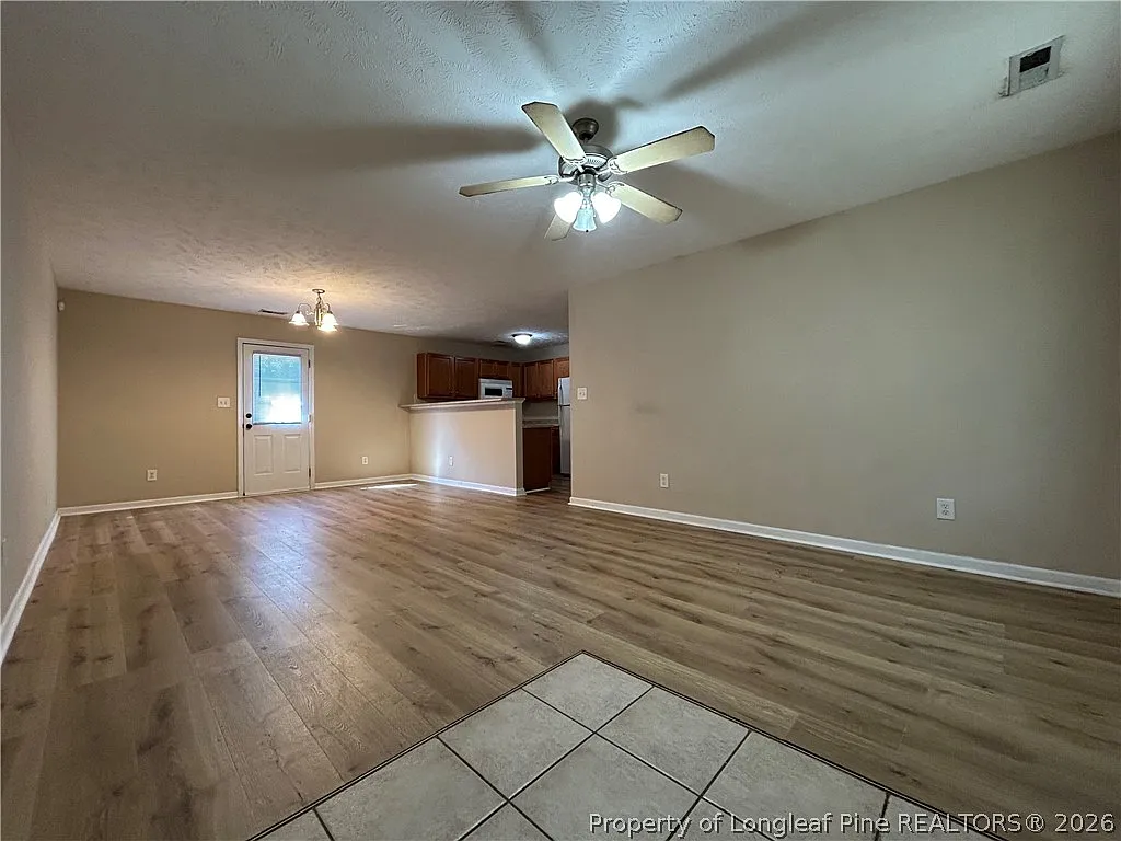 2 bed, 2.0 bath, 1040 sqft, $1,300 — Photo 2