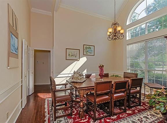 4th image of 3117 Ipswich Dr