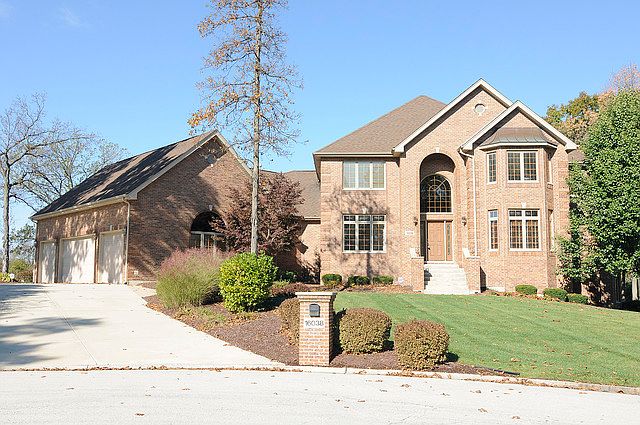 1st image of 16038 Creekwood Dr