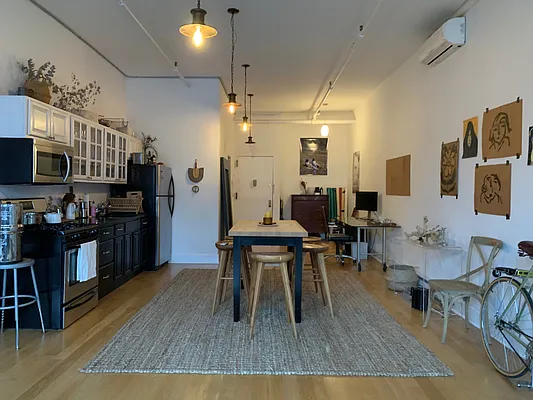 Rented by Go Greenpoint Real Estate | media 12
