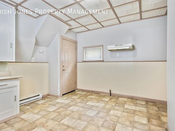 4th image of 106 Reiman St #1