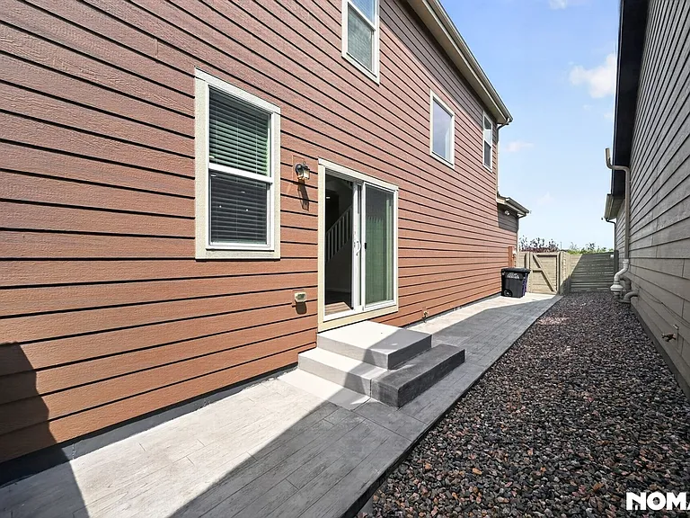 4740 Jasper St — Photo 34
