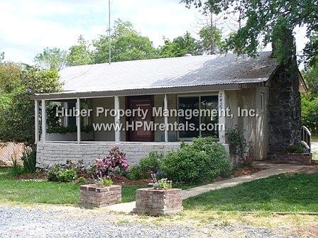 1st image of 2422 Cottage Dr