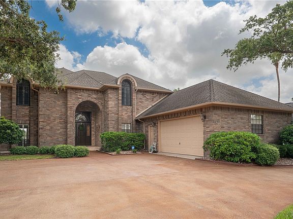 2nd image of 6210 Bourbonais Dr