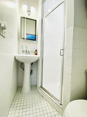 Rented by Corcoran | media 17