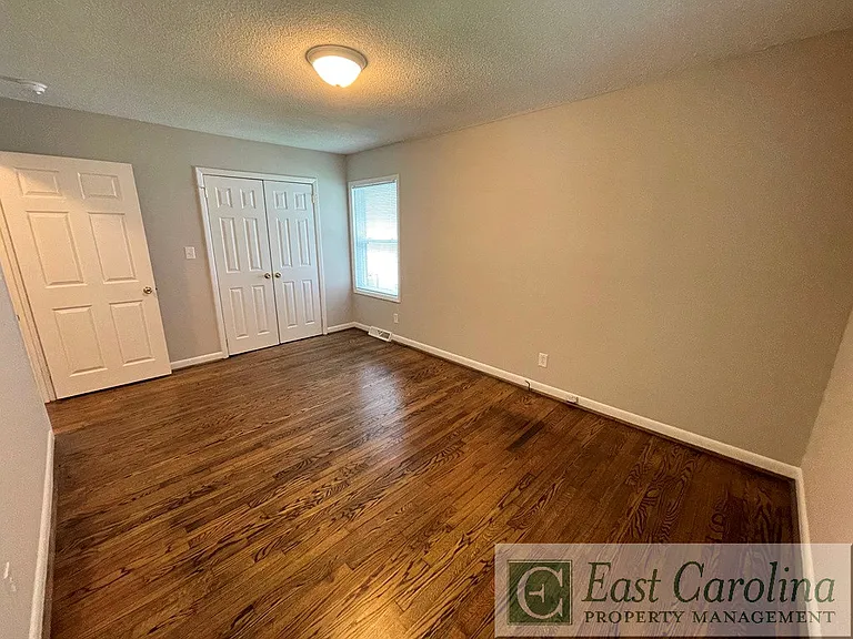4148 Lee St #A — Photo 12