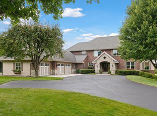 2335 Hollybush Rd, Medina, MN 55340